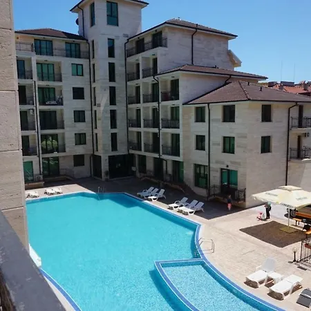 Amadeus Lux Apartment